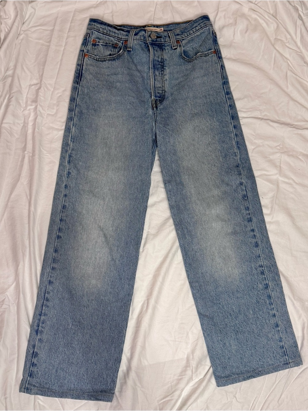 Levi’s Premium Ribcage Straight Ankle Jeans Light Wash Size 26